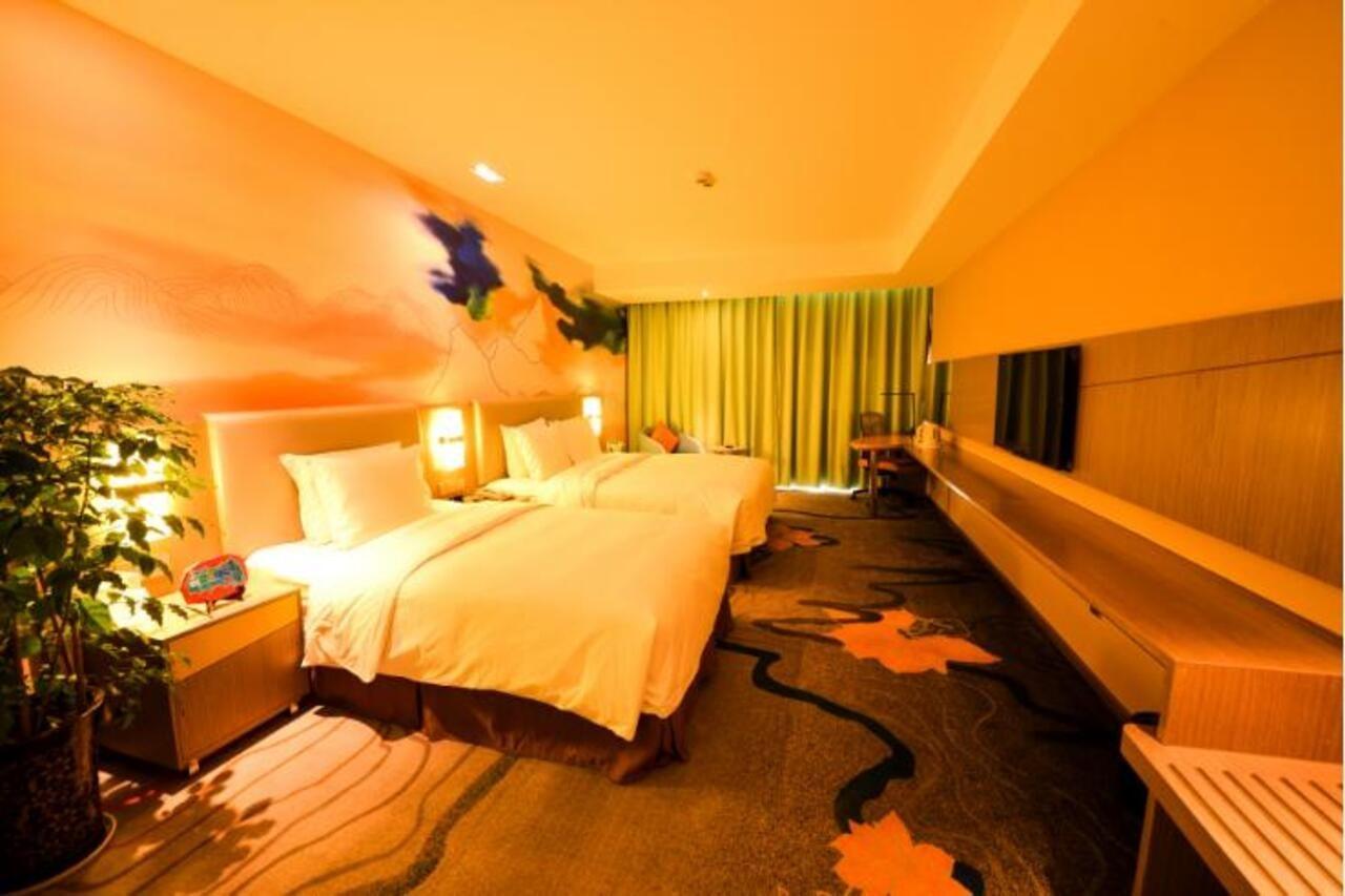 Holiday Inn Express Lhasa Potala Palace, An Ihg Hotel Экстерьер фото