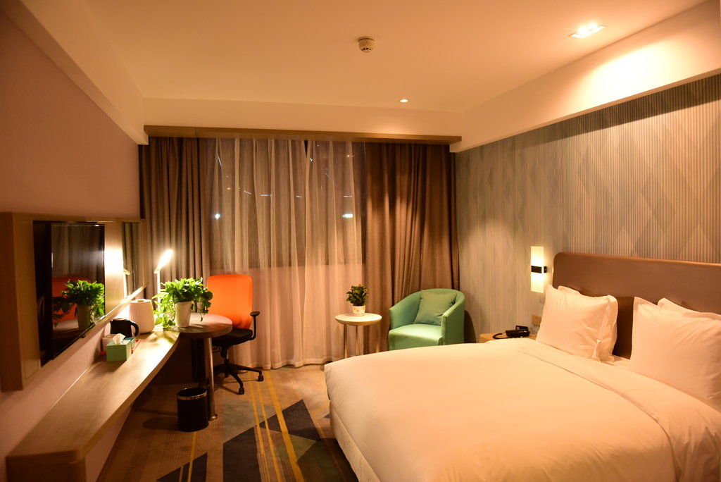 Holiday Inn Express Lhasa Potala Palace, An Ihg Hotel Экстерьер фото