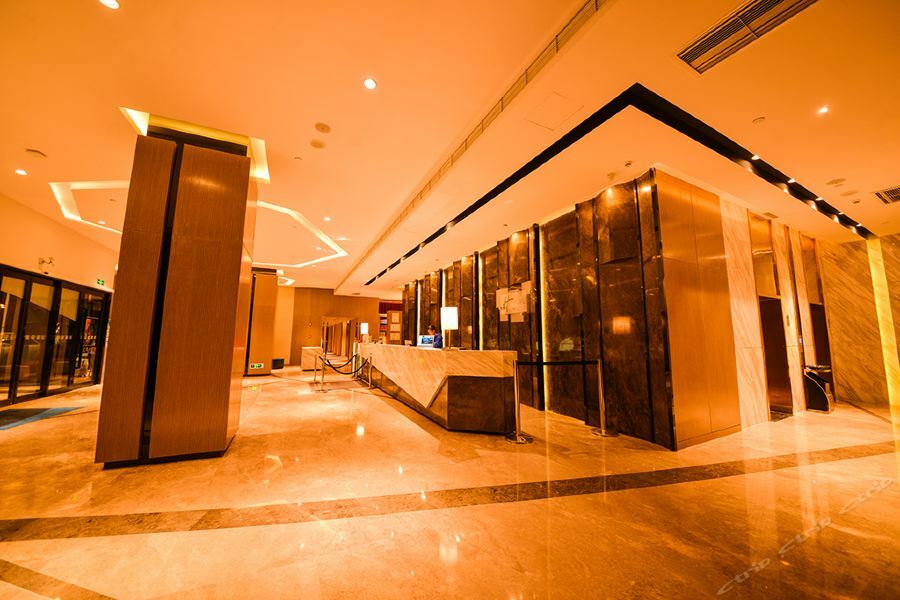 Holiday Inn Express Lhasa Potala Palace, An Ihg Hotel Экстерьер фото